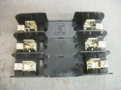 GOULD SHAWMUT FUSEHOLDER 60303 30AMP 600VOLT 3POLE NOB