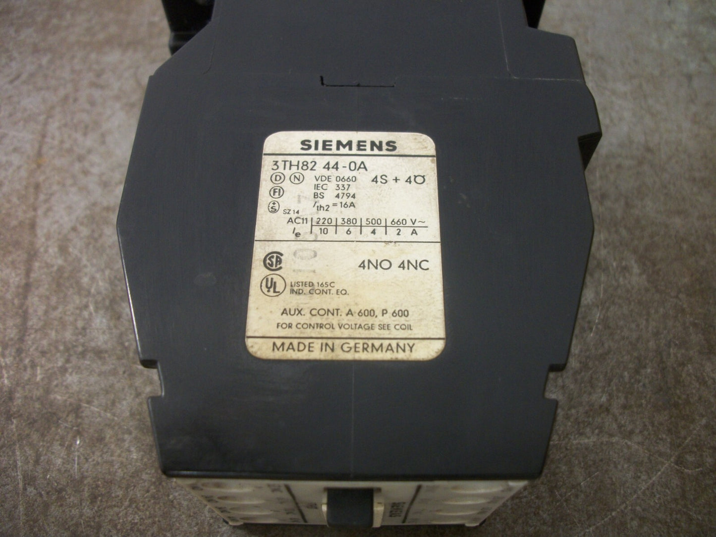 SIEMENS CONTROL RELAY 3TH8244-0A 16AMP 115VCOIL