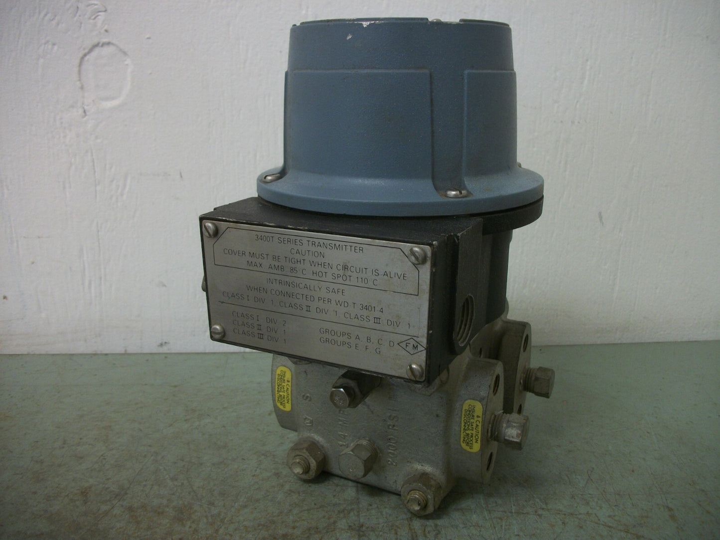 TAYLOR 3400T SERIES TRANSMITTER HAST-316/CS 25-200 IN H2O 4-20mA 24VDC