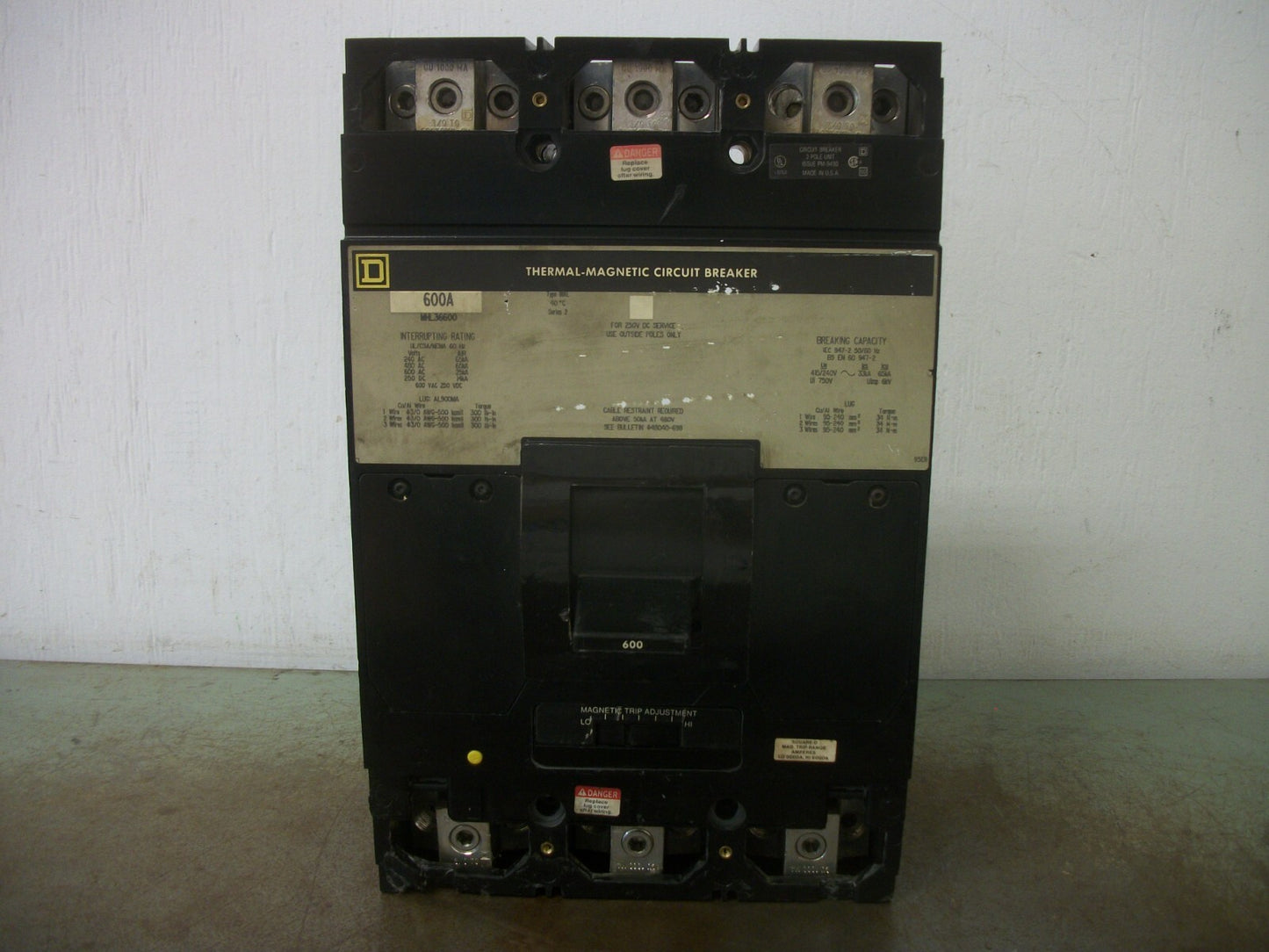 SQUARE D MHL CIRCUIT BREAKER MHL36600 600AMP 600VOLT 3POLE GRAY NO COVERS