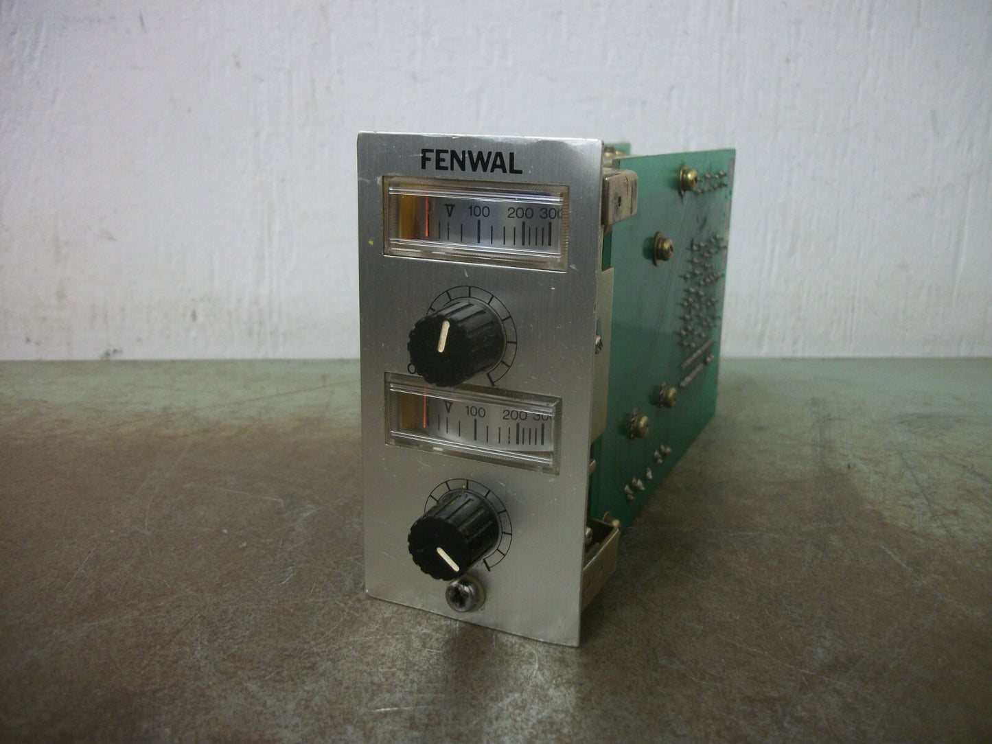 FENWAL DUAL CONTROL ANALOG TEMPERATURE CONTROLLER FRM-PC-B3