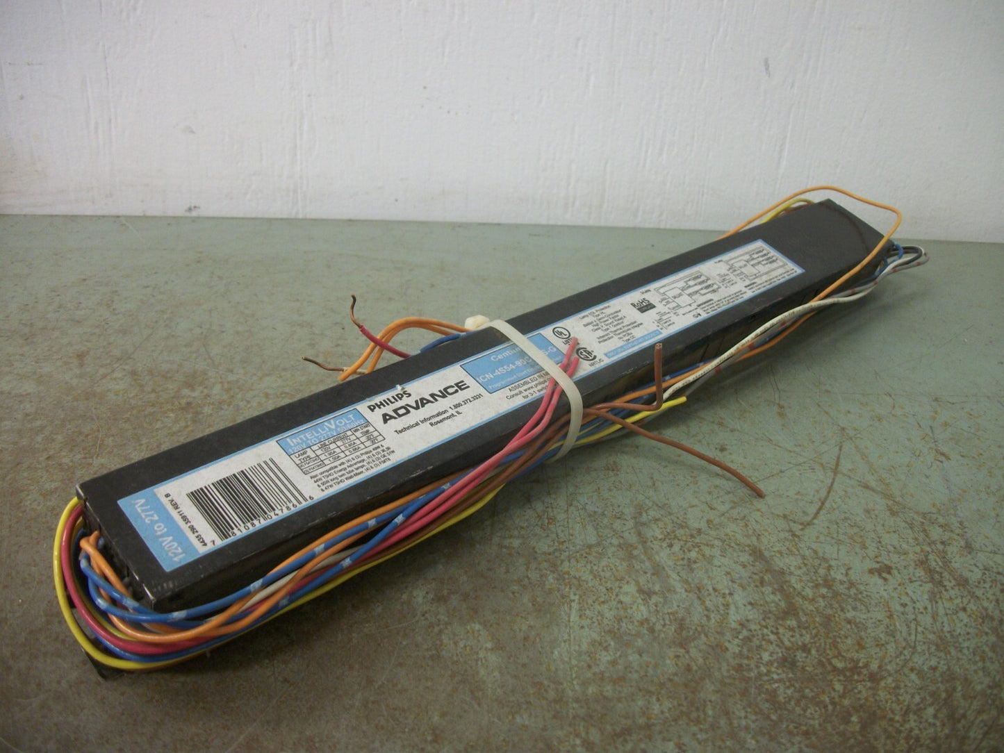 ADVANCE CENTIUM PROGRAMMED START ELECTRONIC BALLAST ICN-4S54-90C-2LS-G 120/277V