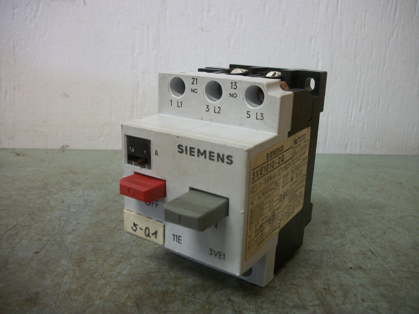 SIEMENS MOTOR CIRCUIT BREAKER 3VE1010-2G 1-1.6AMP
