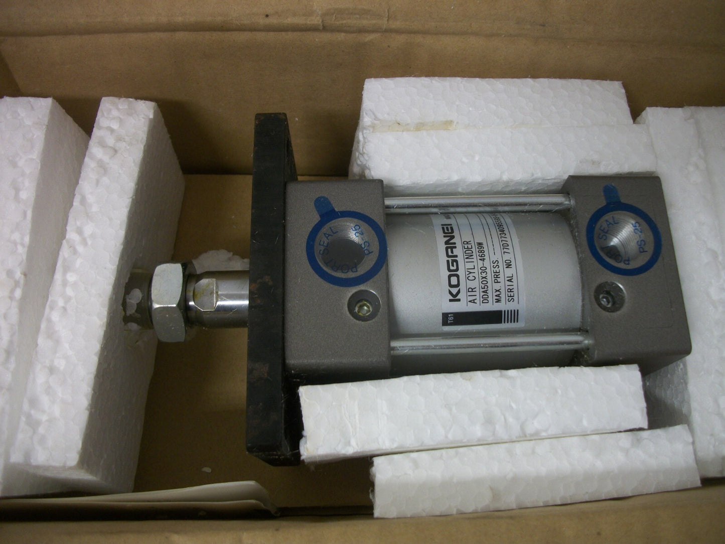 KOGANEI DDA50X30-4689W PNEUMATIC AIR CYLINDER DDA50X30-3-CS11TB2-4689W NIB