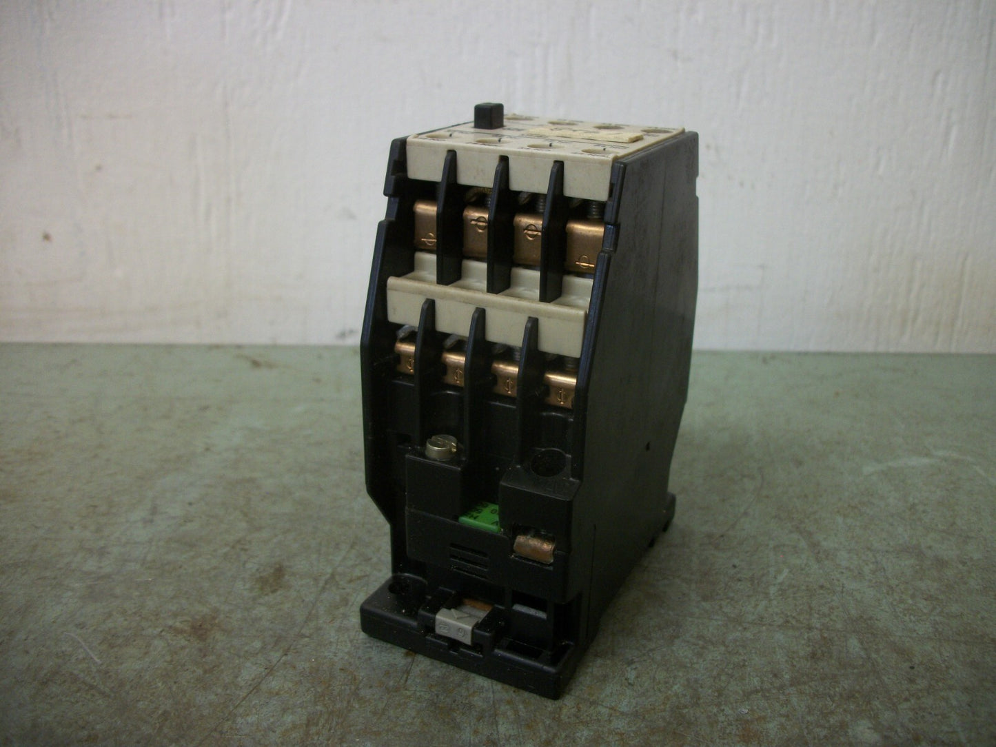 SIEMENS CONTROL RELAY 3TH8262-0A 16AMP 110VCOIL