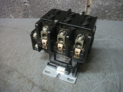 GOULD CONTACTOR 2200EBA530AA 50AMP 120VCOIL 600VOLT 3PH 25HP