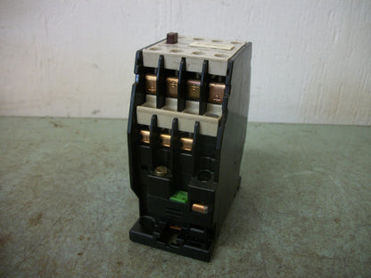 SIEMENS CONTACTOR 3TB4017-0A 20AMP 115VCOIL 3PH 600V 7.5HP