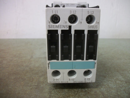 SIEMENS CONTACTOR 3RT1026-1B..0 35AMP 24VCOIL 3PH 600V 20HP