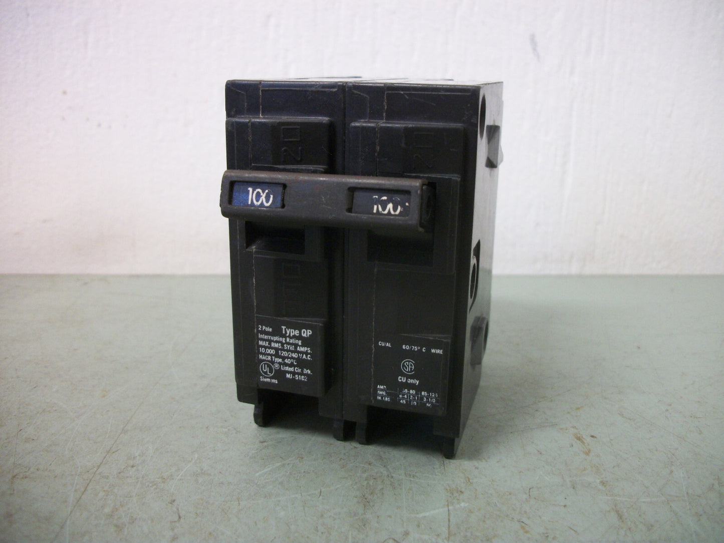 SIEMENS QP CIRCUIT BREAKER EQ9675 Q2100 100AMP 240VOLT 2POLE