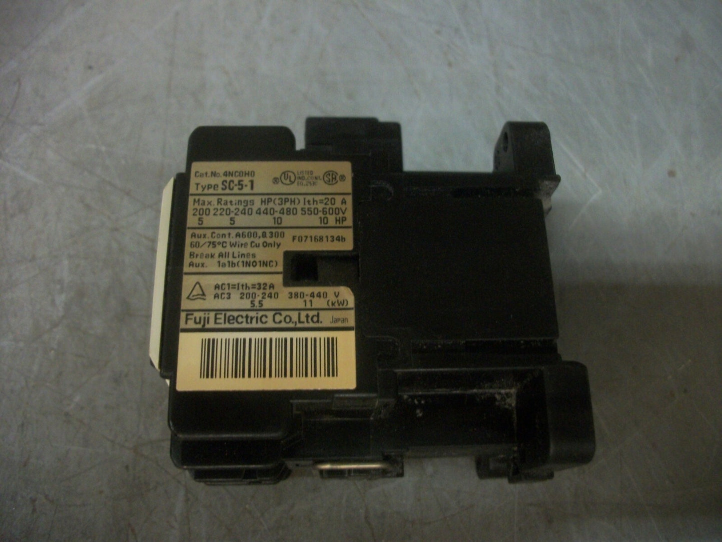 FUJI SC-5-1 CONTACTOR 4NC0H0 20AMP 220VCOIL 3PH 600V 10HP