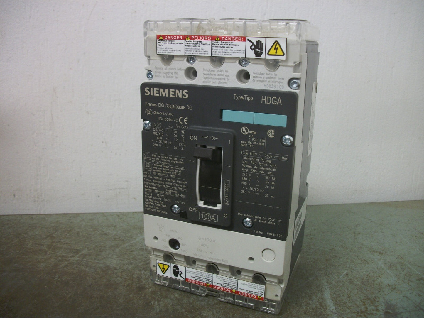 SIEMENS HDGA CIRCUIT BREAKER HDX3B100 100AMP 600VOLT 3POLE