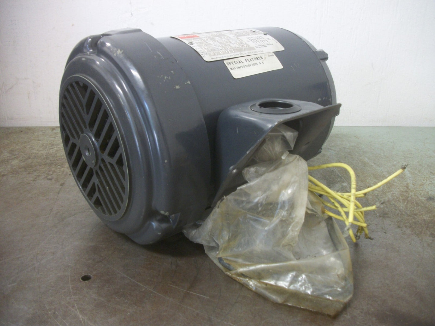 DAYTON 2HP 145T TE AC MOTOR 3KW96 460VOLT 3PH 3485RPM NOB