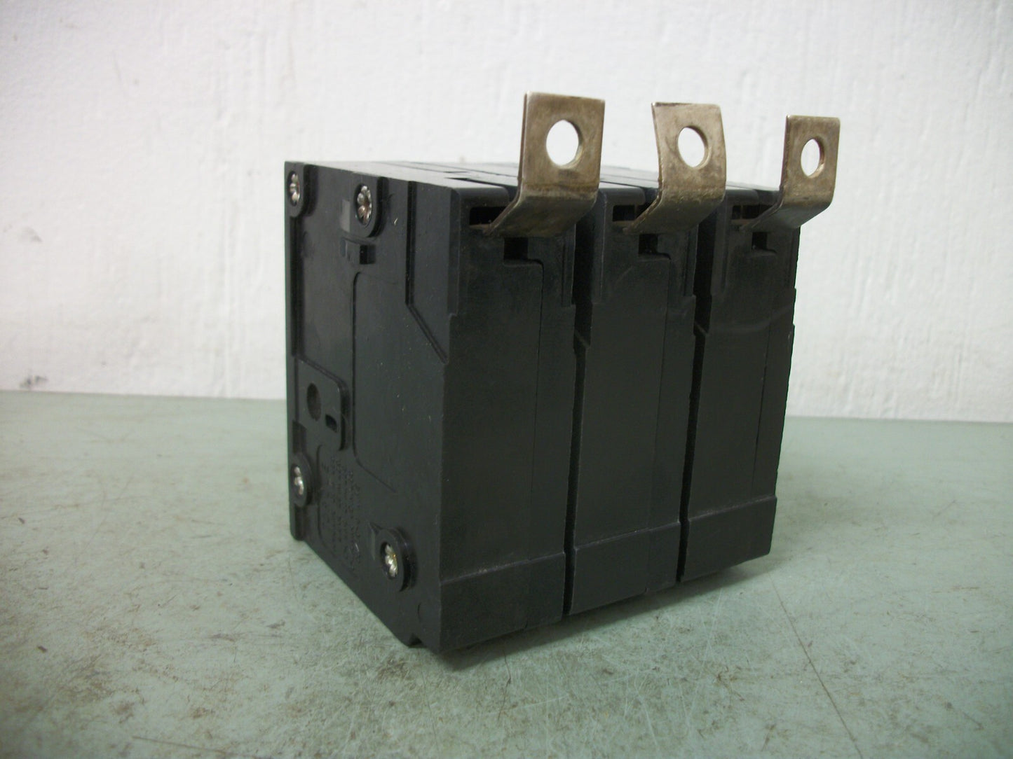 CUTLER-HAMMER BA CIRCUIT BREAKER BAB3050H 50AMP 240VOLT 3POLE