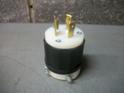 LEVITON L6-20P TWIST-LOCK MALE PLUG 2321 20AMP 250VOLT 3-WIRE NOB