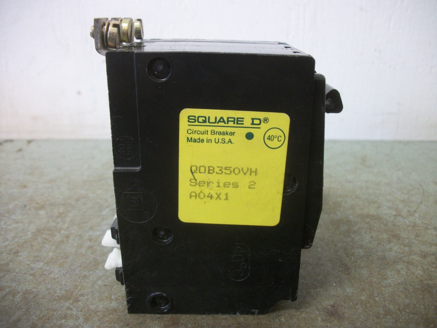 SQUARE D QOB CIRCUIT BREAKER QOB350VH 50AMP 240VOLT 3POLE 22kA OLD