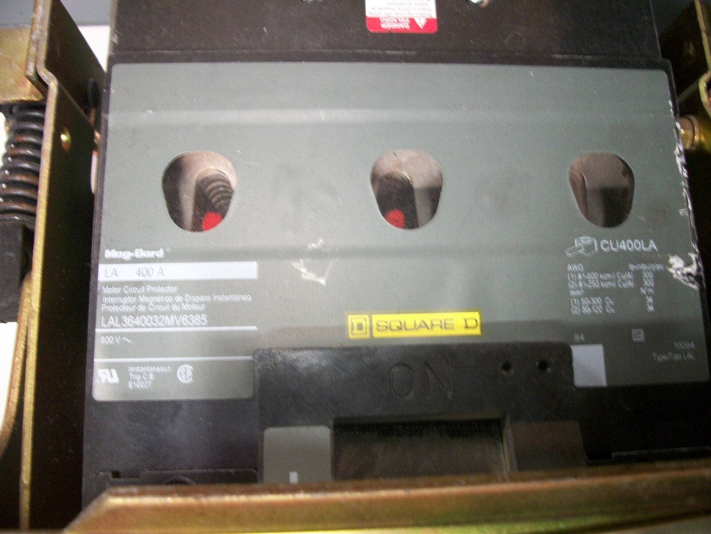 SQUARE D ENC CIRCUIT BREAKER TYPE 12 LAL3640032MV6385 400AMP 600VOLT 3POLE SHUNT