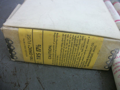 GOULD SHAWMUT BOX OF 8 TRI-ONIC FUSES TRS17-1/2 17-1/2AMP 600VOLT NIB
