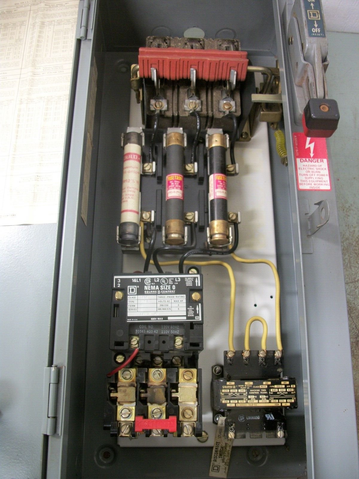 SQUARE D STARTER COMBO SIZE 0 TYPE 1 8536SBO2 120VCOIL 30AMP FUSIBLE