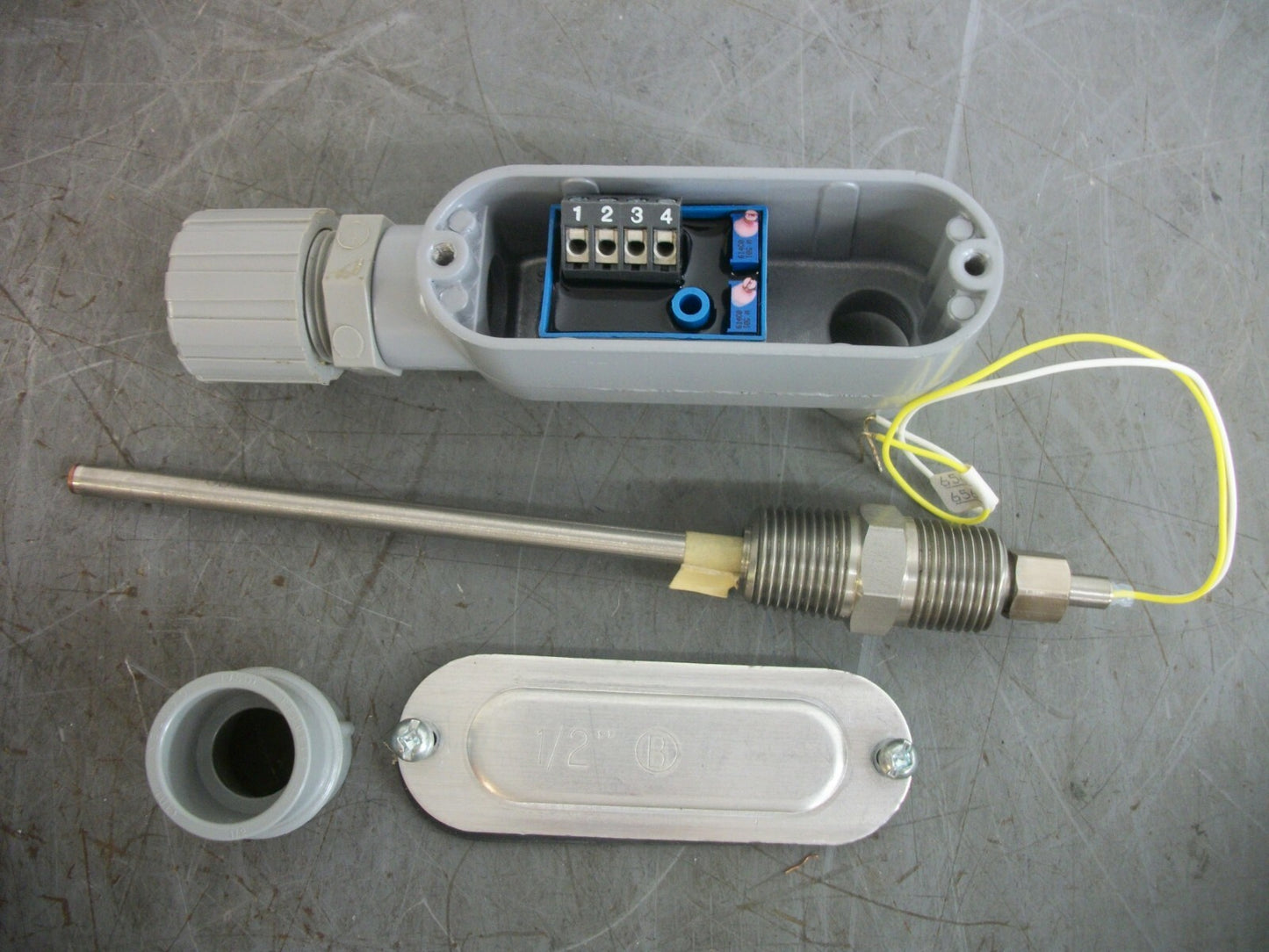 MINCO TEMPERATURE TRANSMITTER TT151PD1AG NEW