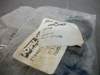 TOTAL SOURCE UNISOURCE LIFT CYLINDER SEAL KIT 800121191 NEW