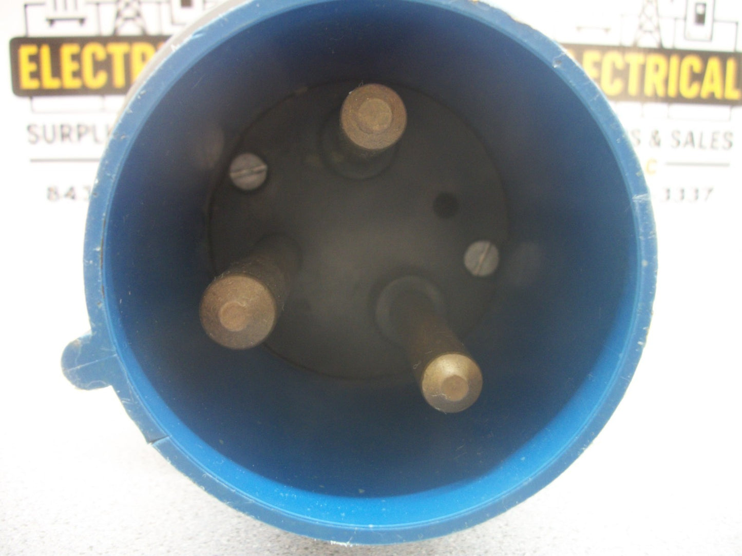 HUBBELL PIN & SLEEVE CONNECTOR PLUG HBL3100P6W 100AMP 250VOLT 2POLE 3W