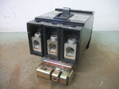 SQUARE D I-LINE Q2 CIRCUIT BREAKER Q232225H 225AMP 240VOLT 3POLE GRAY CHIPPED