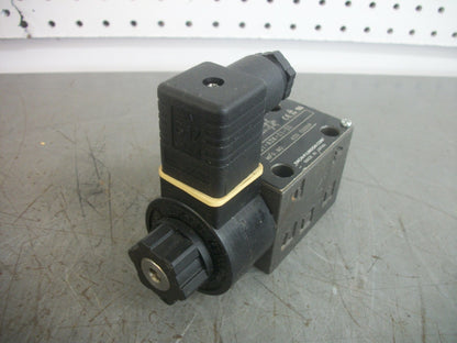 NACHI DIRECTIONAL CONTROL SOLENOID VALVE SLD-G01-A3X-C1-30