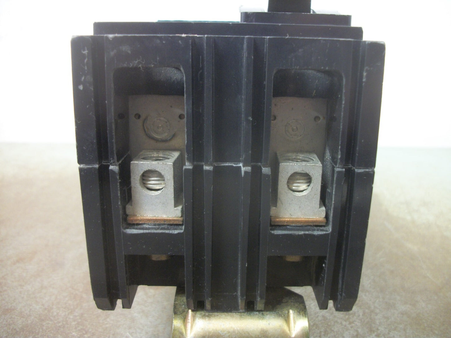 SQUARE D I-LINE FA CIRCUIT BREAKER FA24030BC 30AMP 480VOLT 2POLE GRAY NOB