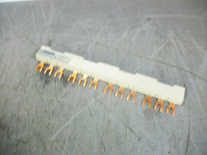 TELEMECANIQUE CONNECTING TERMINAL BUS BAR GV2G445 63AMP 600VOLT