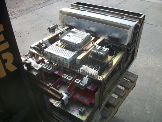 SQUARE D TELEMECANIQUE 250HP AC DRIVE ATV66C23N4 460VOLT 3PH 330AMP