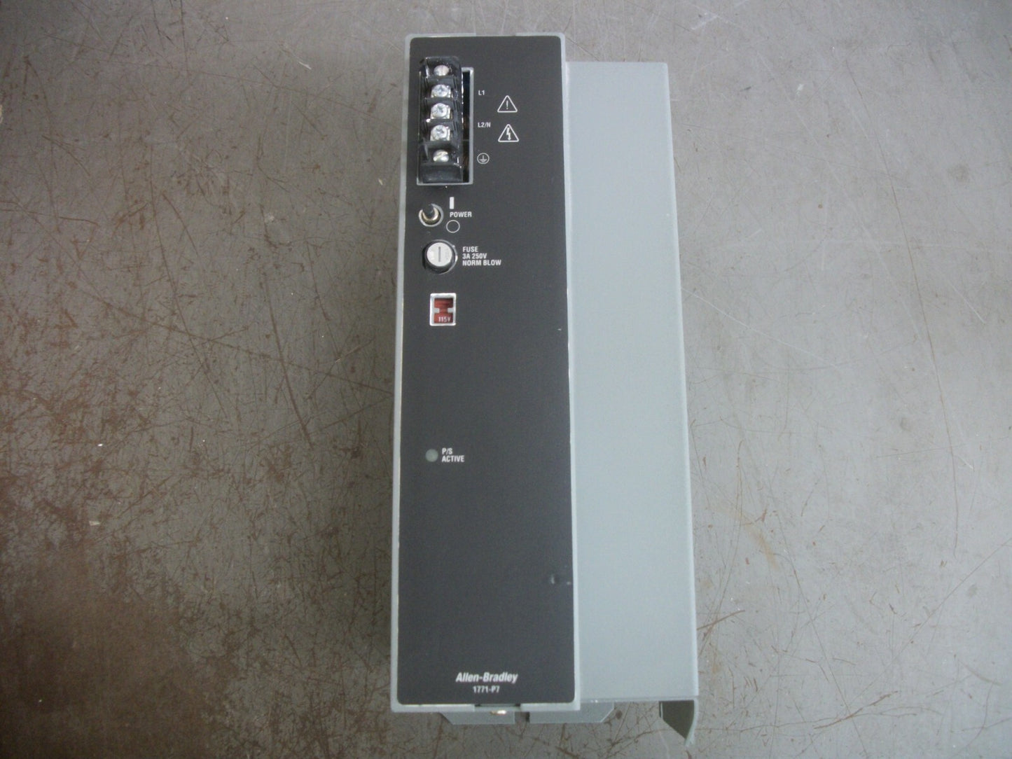 ALLEN-BRADLEY 120/220VOLT AC PLC POWER SUPPLY 1771-P7D