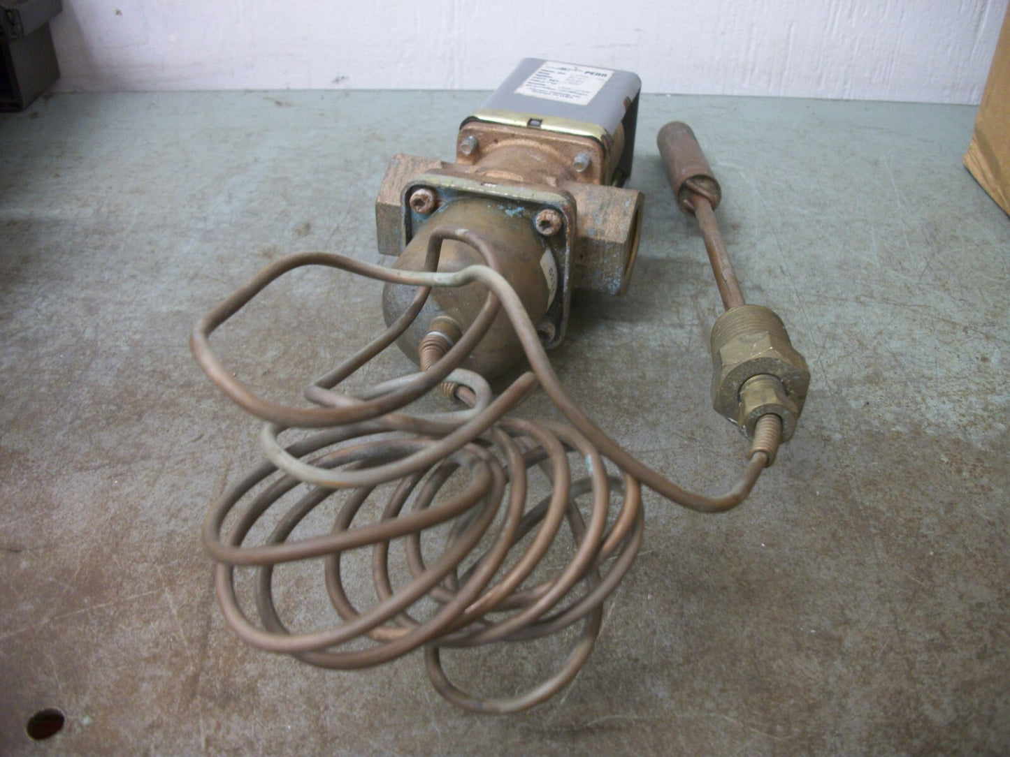 JOHNSON CONTROLS 3/4" TEMPERATURE ACTUATED REGULATOR VALVE V47AC-39 160/230F