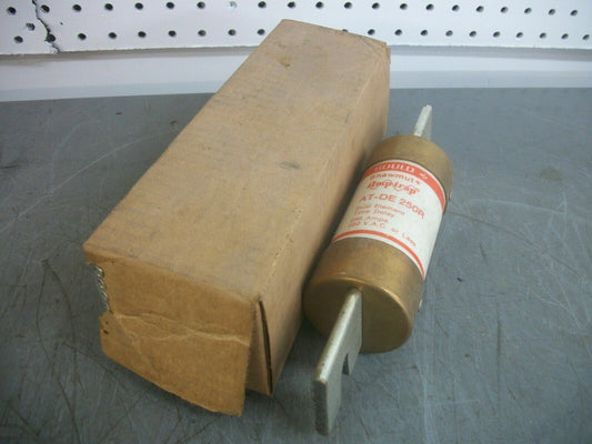 GOULD SHAWMUT AMP-TRAP FUSE AT-DE 250R 250AMP 250VOLT NIB