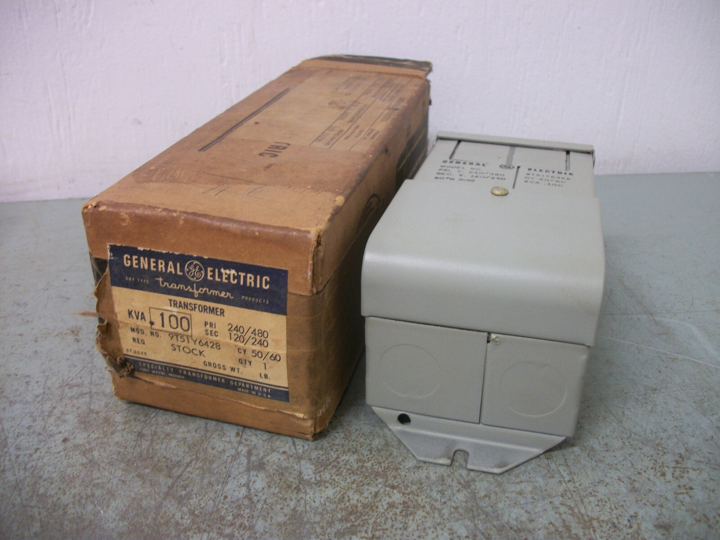 GE .100KVA 1PH TRANSFORMER 9T51Y6428 HV 240X480 LV 120/240 NIB