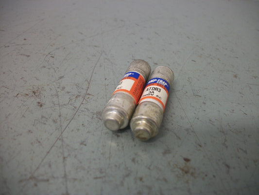 FERRAZ-SHAWMUT LOT OF 2 AMP-TRAP FUSES ATDR3 3AMP 600VOLT