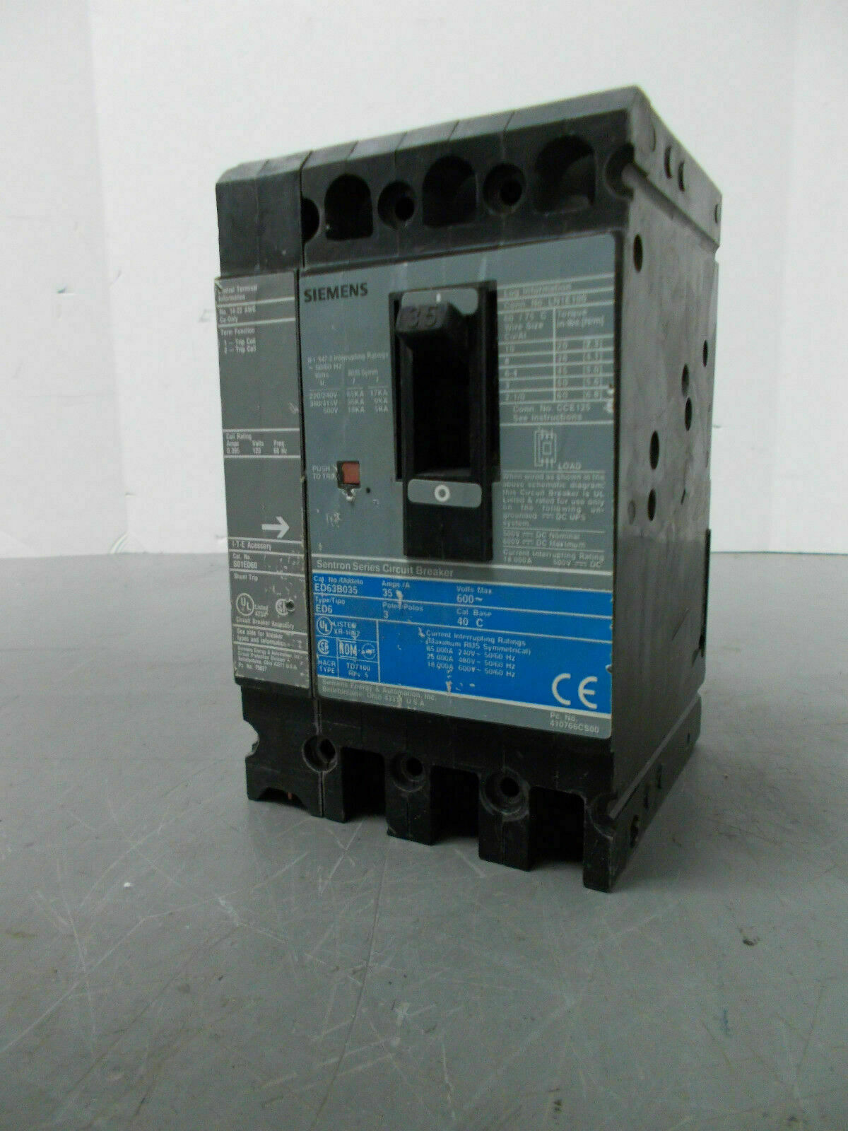 SIEMENS SENTRON ED6 CIRCUIT BREAKER ED63B035 35AMP 600VOLT 3POLE W/SHUNT