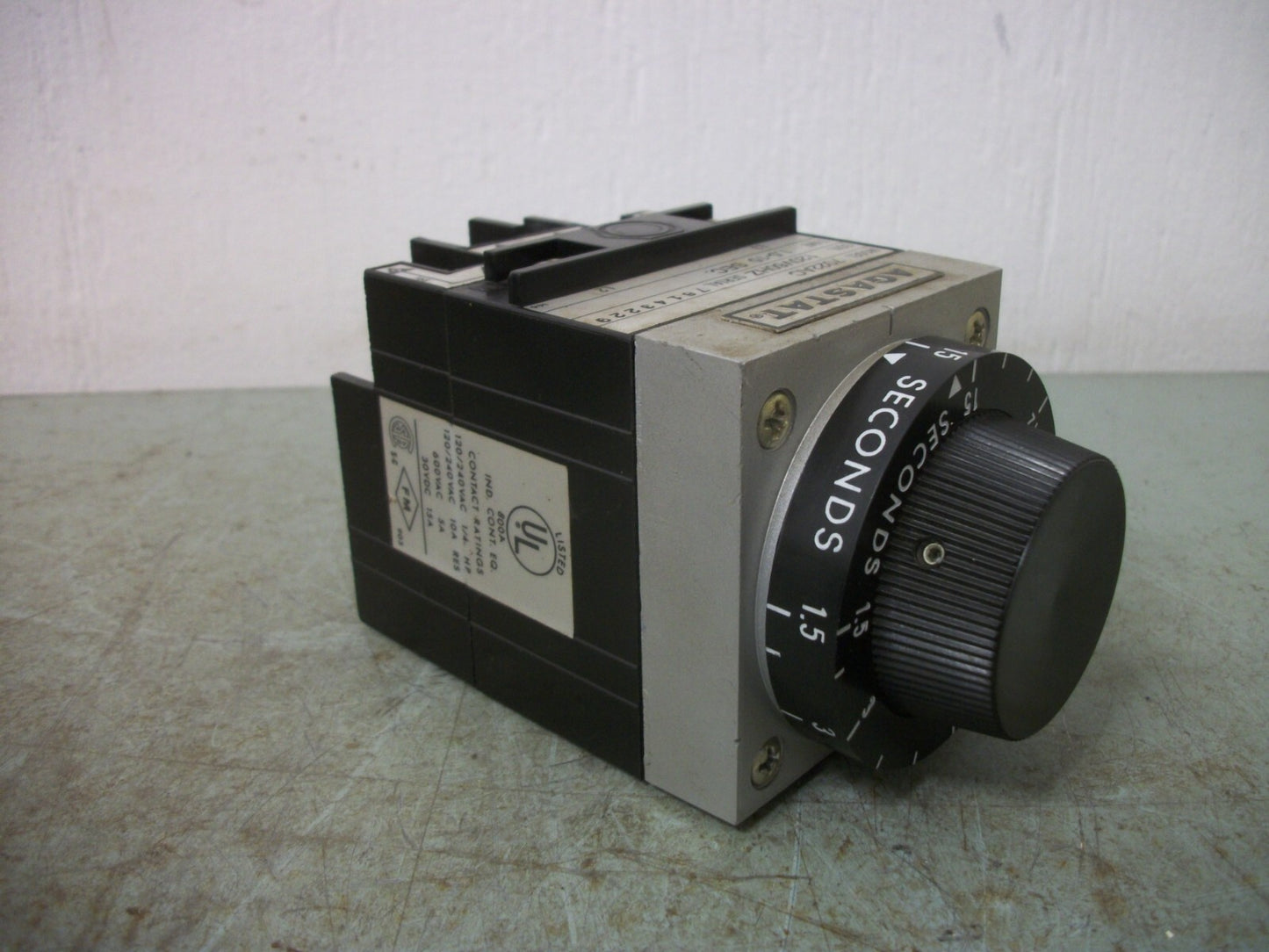 AGASTAT TIME DELAY RELAY 7022AC 120VCOIL 1.5-15SEC NOB