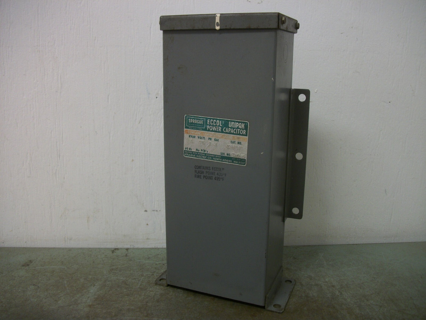 SPRAGUE ECCOL UNIPAK POWER CAPACITOR 443CEUFR3 4KVAR 480VOLT 3PH