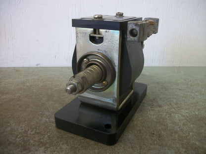 ALLEN-BRADLEY INSTANTANEOUS TRIP RELAY 809-A04E 6AMP 600VOLT