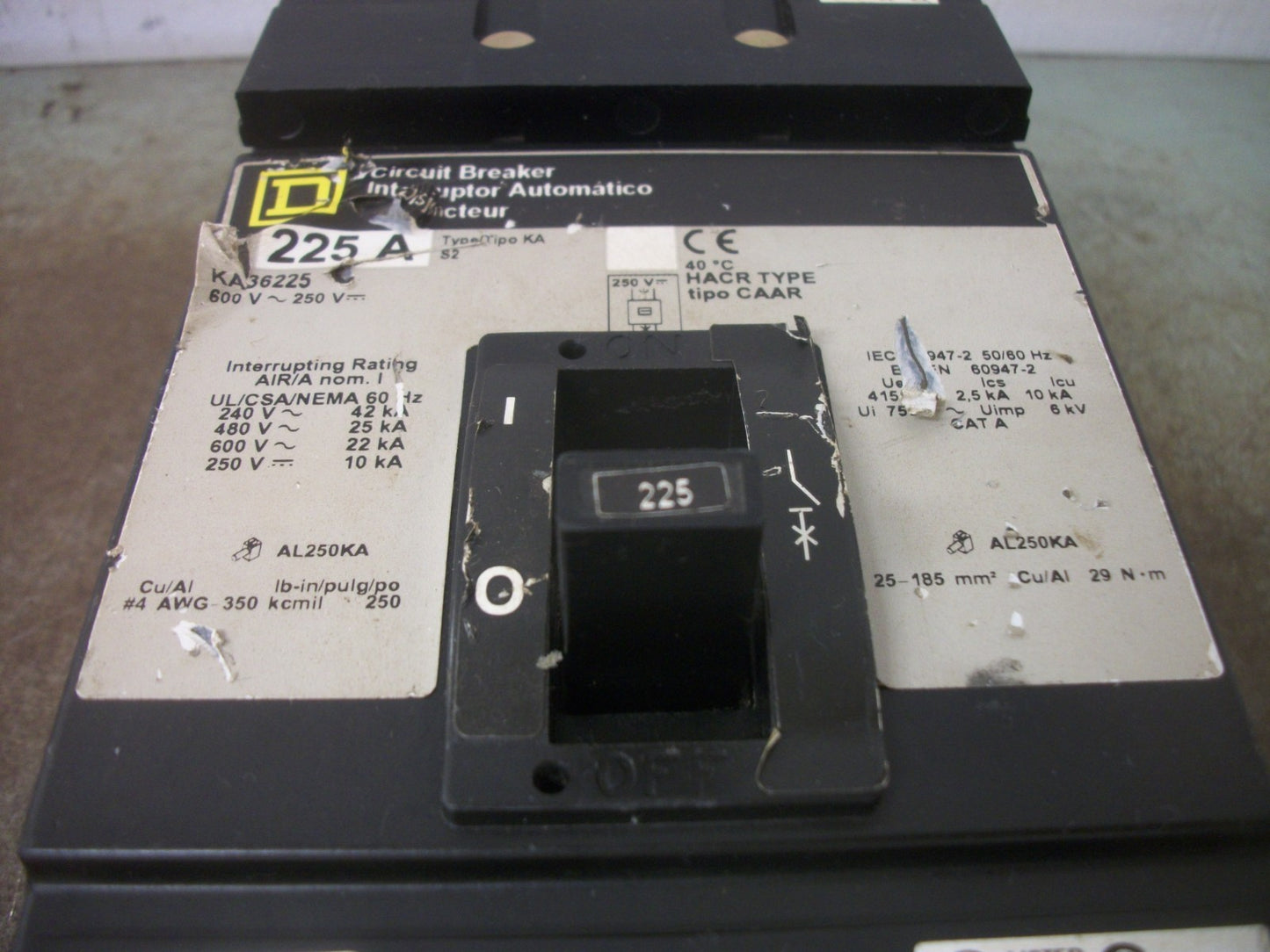 SQUARE D I-LINE KA CIRCUIT BREAKER KA36225 225AMP 600VOLT 3POLE GRAY