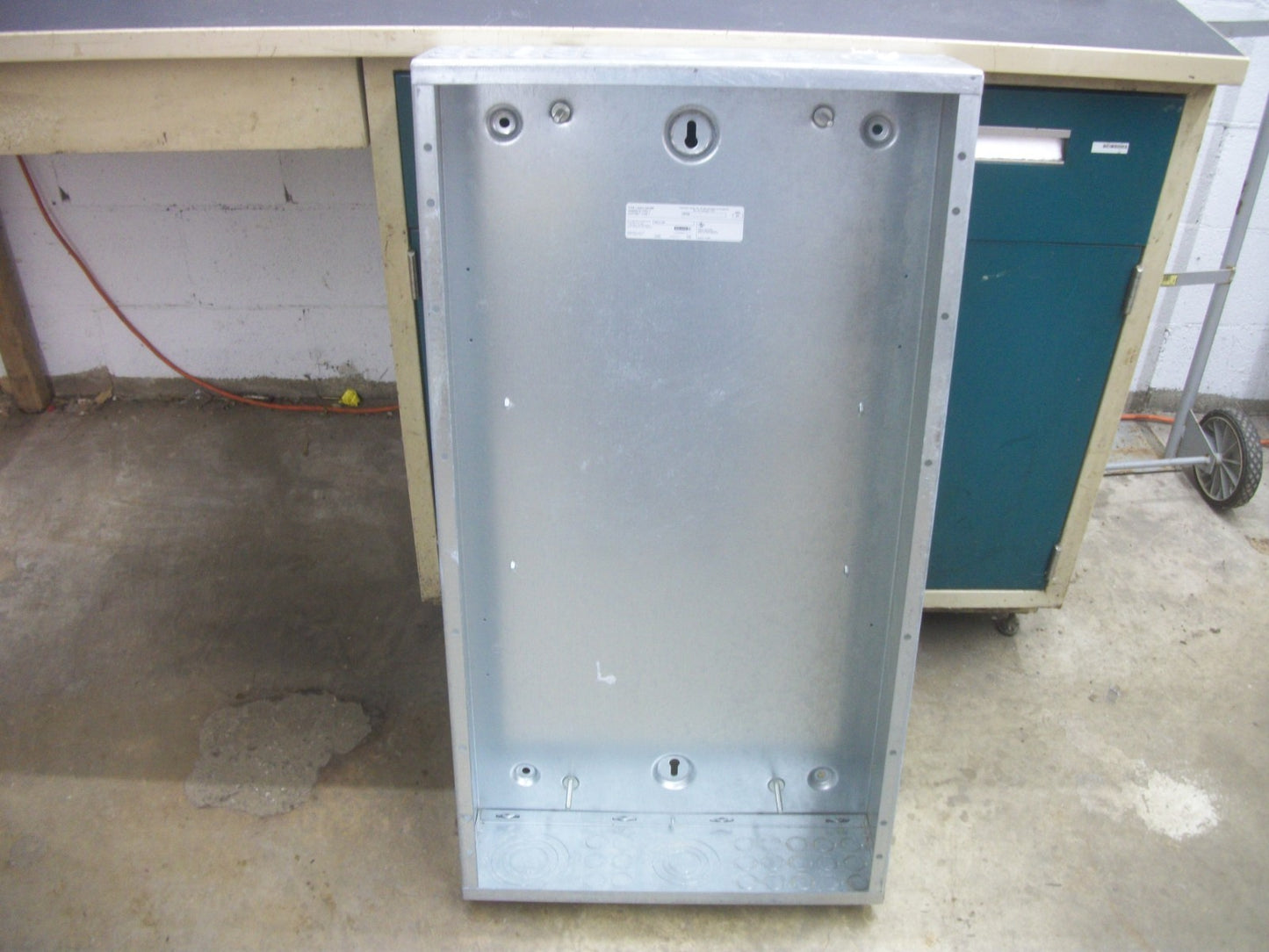 SQUARE D NF OR NQ 38" PANELBOARD BOX ENCLOSURE TYPE 1 MH38