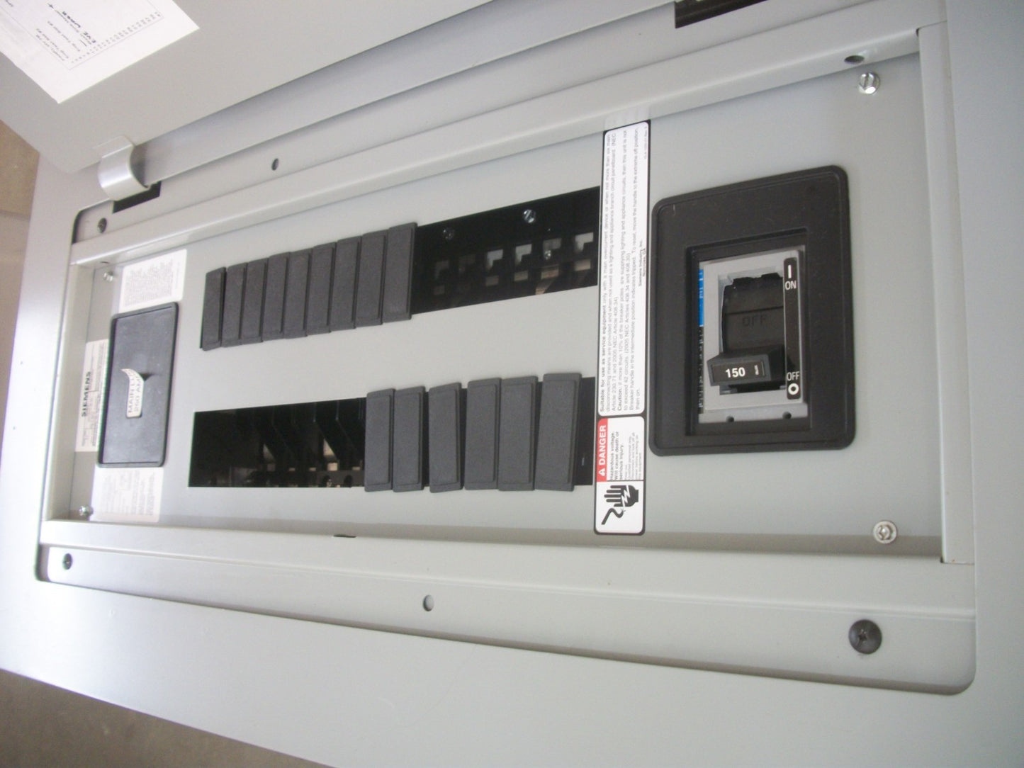 SIEMENS P1 LOAD CENTER PANELBOARD NGB 125AMP 480Y/277VOLT 3PH W/150A MAIN