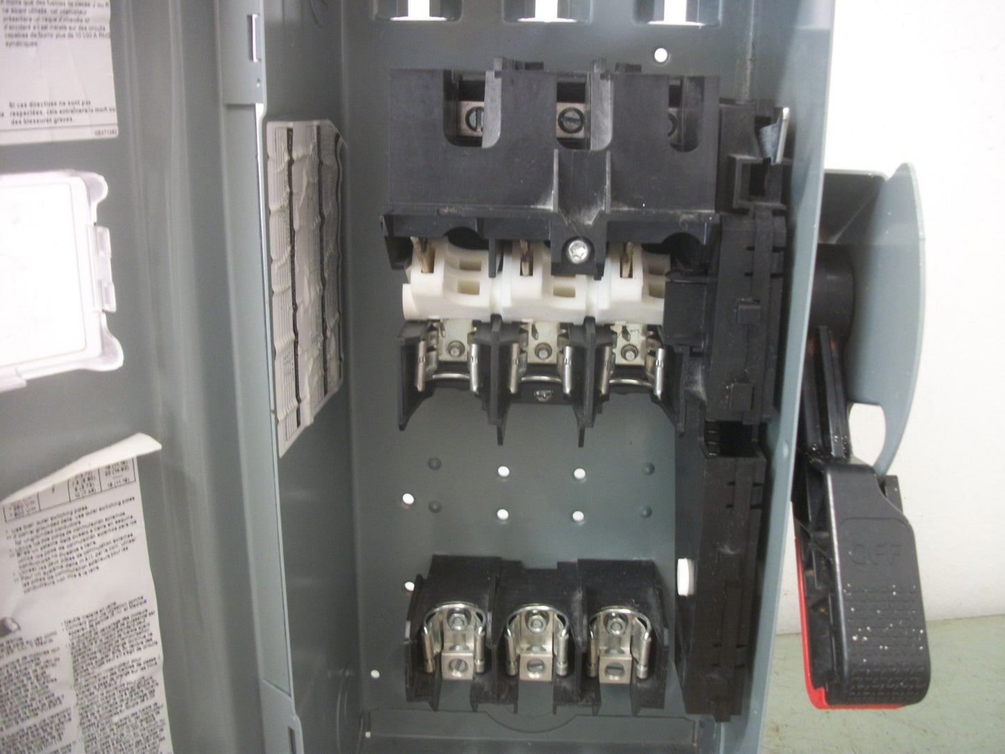 SQUARE D DISCONNECT TYPE 1 VH361N 30AMP 600VOLT 3POLE FUSIBLE