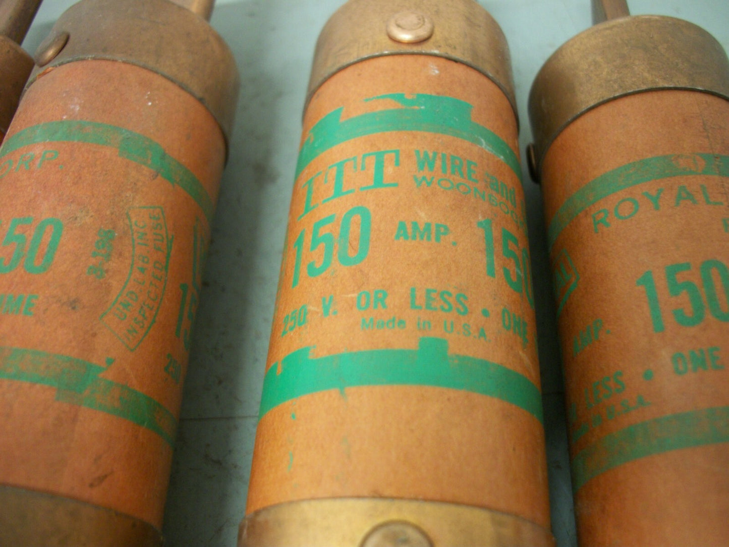 ITT ROYAL ELECTRIC LOT OF 7 FUSES 150AMP 250VOLT