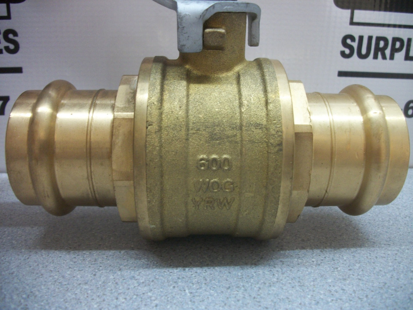 VIEGA 1-1/2" BALL VALVE 250 CWP 600 WOG YRW NEW