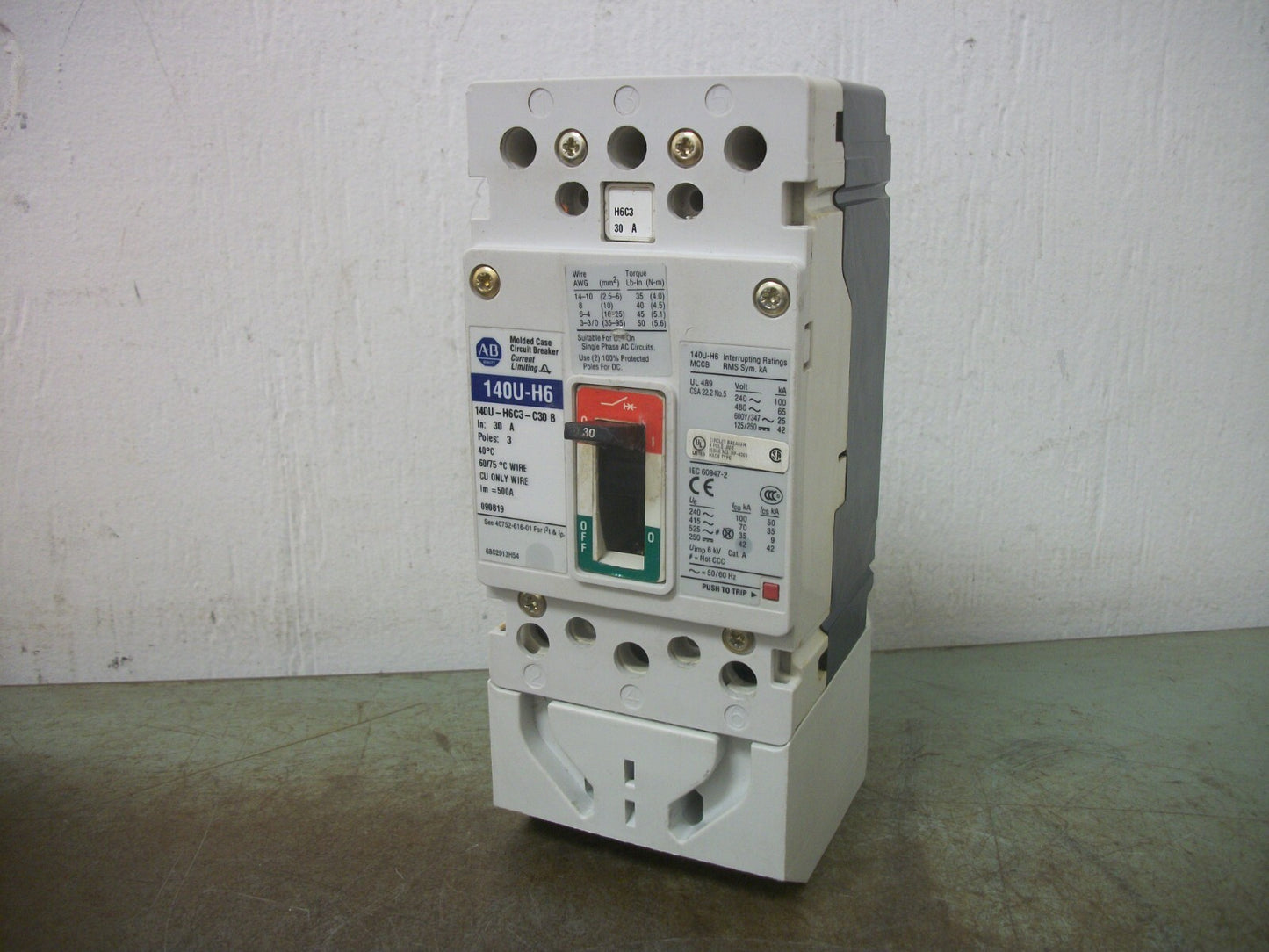 ALLEN-BRADLEY 140U-H6 CIRCUIT BREAKER 140U-H6C3-C30 30AMP 600VOLT 3POLE