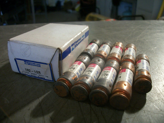 FERRAZ-SHAWMUT BOX OF 9 TRI-ONIC FUSES TR2-1/2R 2-1/2AMP 250VOLT NIB