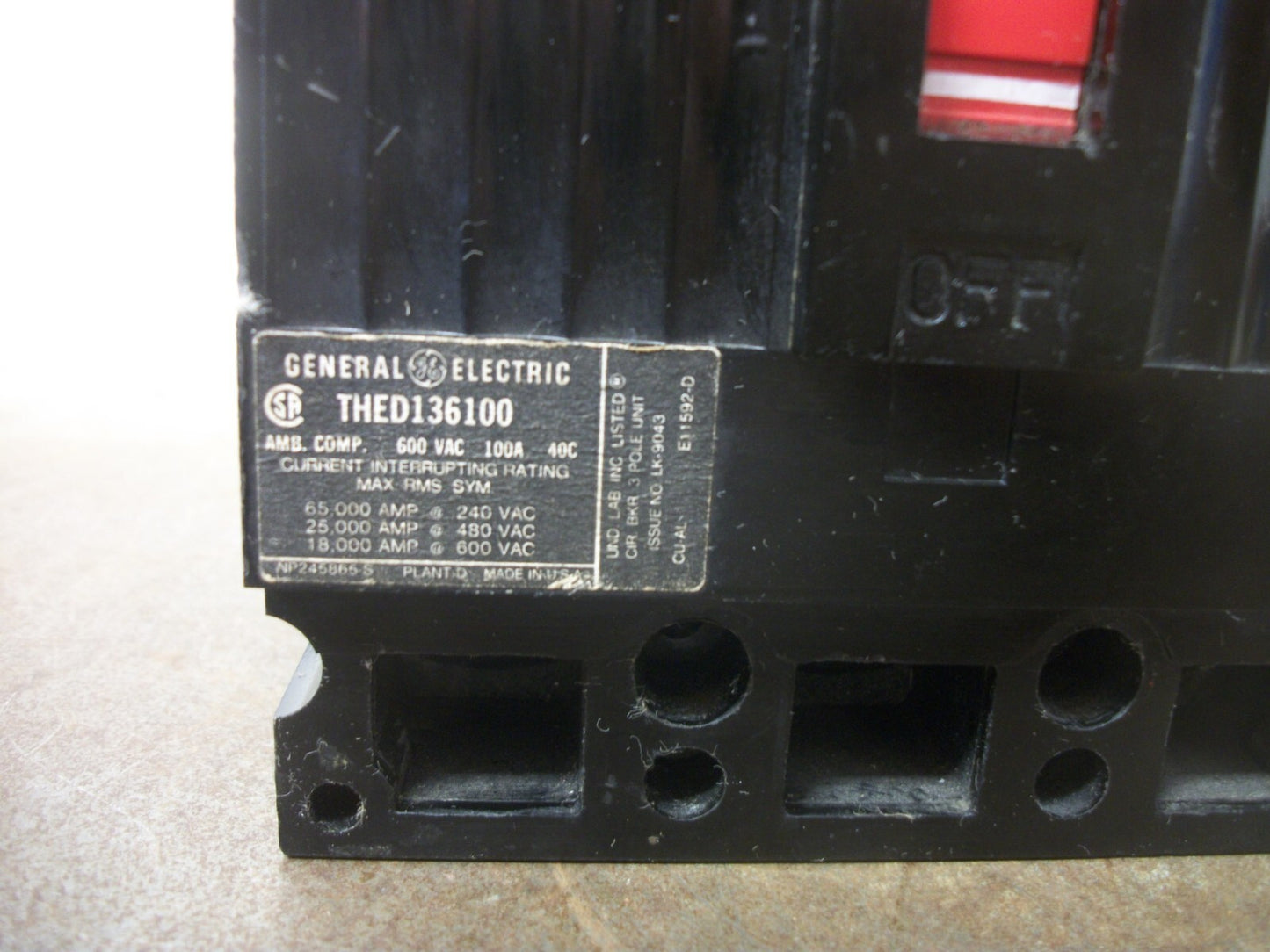 GE THED CIRCUIT BREAKER THED136100 100AMP 600VOLT 3POLE BLACK