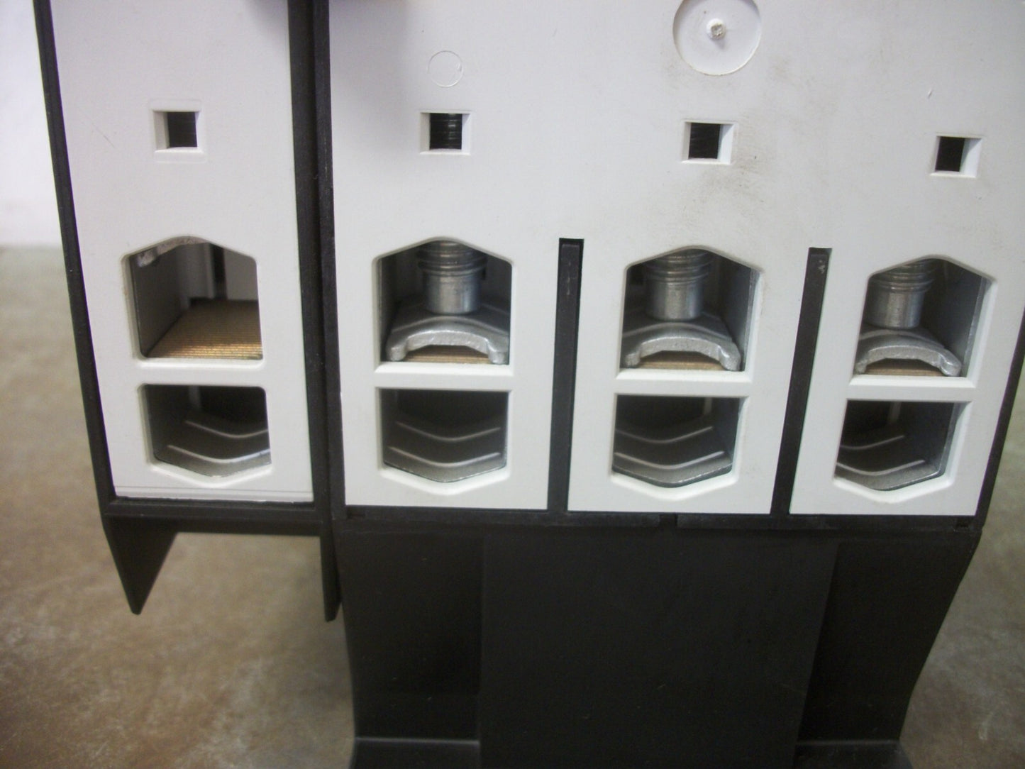 CUTLER-HAMMER DIL MP125 CONTACTOR XTCF125G 125AMP 120VCOIL 3PH 600V 75HP NOB