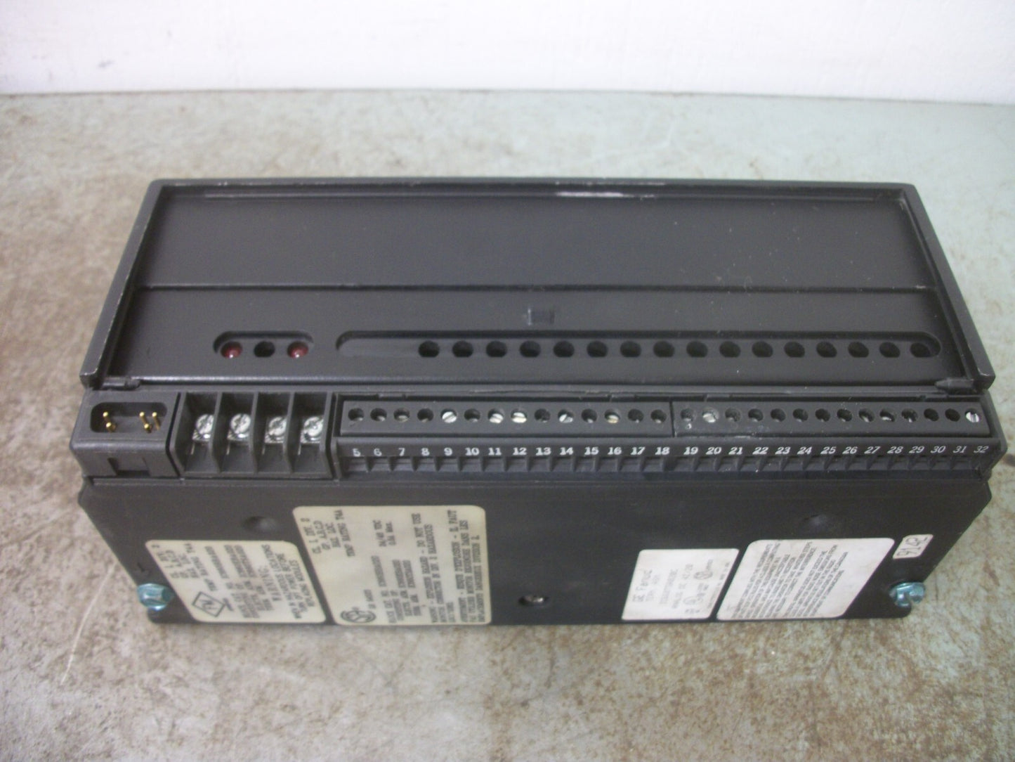 GE FANUC 24/48VDC ANALOG BLK 4IN/2OUT PLC I/O MODULE IC660EBA020P1
